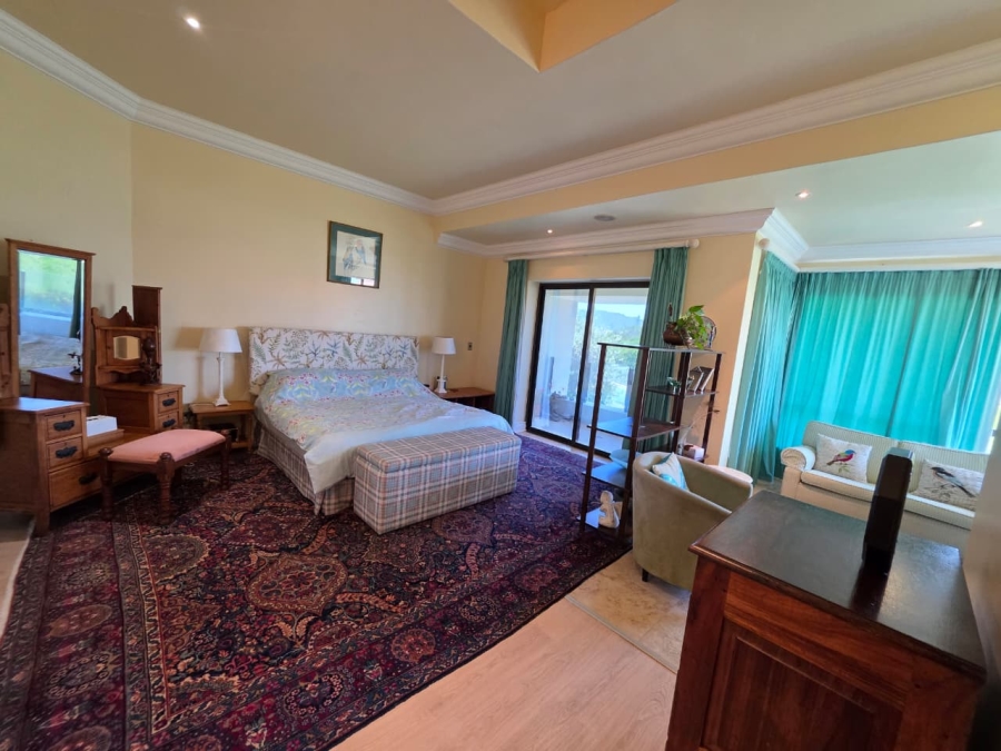 6 Bedroom Property for Sale in Myoli Beach Western Cape